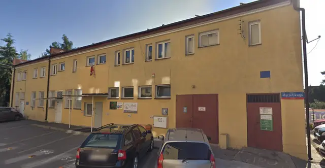 Mączeńskiego 2 — zdjęcie budynku